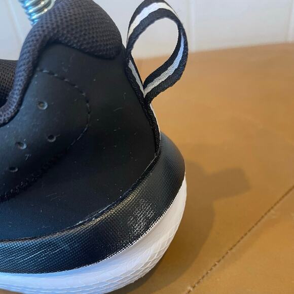 Under Armour Women's Charged Assert Black Athletic Shoe / 3026180 001 / Sz 9.5 - Picture 9 of 10